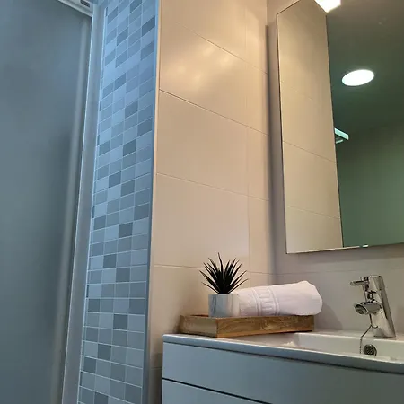 Apartamento Edificio Turia En Primera Linea De Playa *