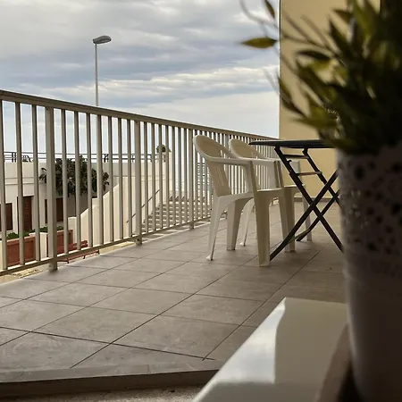 Edificio Turia En Primera Linea De Playa Tavernes de la Valldigna